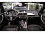 BMW 3-Serie Touring 318i Corporate Lease Executive | M Sport pakket | Stoelverwarming | LED | Navigatie Professional | Bluetooth | Sportstoelen | M-sportstuur | PDC | Shadow Line