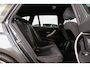 BMW 3-Serie Touring 318i Corporate Lease Executive | M Sport pakket | Stoelverwarming | LED | Navigatie Professional | Bluetooth | Sportstoelen | M-sportstuur | PDC | Shadow Line
