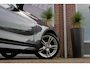 BMW 3-Serie Touring 318i Corporate Lease Executive | M Sport pakket | Stoelverwarming | LED | Navigatie Professional | Bluetooth | Sportstoelen | M-sportstuur | PDC | Shadow Line