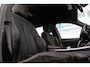 BMW 3-Serie Touring 318i Corporate Lease Executive | M Sport pakket | Stoelverwarming | LED | Navigatie Professional | Bluetooth | Sportstoelen | M-sportstuur | PDC | Shadow Line
