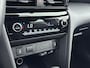Toyota Yaris Cross 1.5 Hybrid 115 Dynamic | Dodehoek detectie | Parkeersensoren voor/achter | Apple Carplay / Android Auto | Stoel-/stuurverwarming | Verwarmbare voorruit | Adaptive Cruise | Full LED | Keyless | Clima | Camera | 17 inch