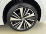 Toyota Corolla Touring Sports Hybrid 140 Dynamic | Apple Carplay / Android Auto | Stoelverwarming | Parkeersensoren voor/achter | Adaptive Cruise | Keyless | Clima | Camera | Full LED | 17 inch