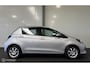 Toyota Yaris 1.5 Full Hybrid [ NAP aanpassing handbediening Bever smart trekh camera cruise ]