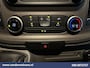 Ford Transit 2.0 TDCI 131pk L4H3 Euro6 Airco | Camera | Cruisecontrol | Verwarmde voorruit Parkeersensoren, Bijrijdersbank