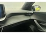 Peugeot 2008 1.2 Hybrid 136 Style LED | Carplay | Parkeersensoren Achter | Cruise | Climate | Bluetooth | Achterspoiler | Airco (automatisch) | Apple Carplay/Android Auto|telefoonintegratie premium