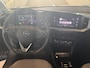 Opel Mokka-e Electric Elegance 3-FASEN 50kWh 136pk | MATRIX LED | 180° CAMERA | STOELVERW. | NAVI PRO | APPLE CARPLAY / ANDROID AUTO | ISOFIX | STUURVERWARMING | WARMTEPOMP |