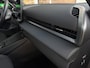 Volkswagen T-Roc 1.5 eTsi R-Line First Edition | lighting pakket | 18 inch all season | stoelverwarming | iq led & matrix verlichting |