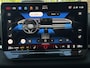 Volkswagen T-Roc 1.5 eTsi R-Line First Edition | lighting pakket | 18 inch all season | stoelverwarming | iq led & matrix verlichting |