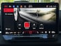 Volkswagen T-Roc 1.5 eTsi R-Line First Edition | lighting pakket | 18 inch all season | stoelverwarming | iq led & matrix verlichting |