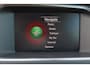 Volvo V40 Cross Country T3 Nordic+ Luxury - AUTOMAAT - Panoramadak - Parkeercamera achter - Verwarmde voorstoelen - Parkeersensoren achter - Elektr. bedienb. bestuurdersstoel met geheugen - Lederen bekleding - Navigatie - Volvo On Call - Cruise control - Standkachel - 17' LMV