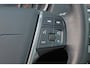 Volvo V40 Cross Country T3 Nordic+ Luxury - AUTOMAAT - Panoramadak - Parkeercamera achter - Verwarmde voorstoelen - Parkeersensoren achter - Elektr. bedienb. bestuurdersstoel met geheugen - Lederen bekleding - Navigatie - Volvo On Call - Cruise control - Standkachel - 17' LMV
