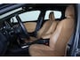 Volvo V40 Cross Country T3 Nordic+ Luxury - AUTOMAAT - Panoramadak - Parkeercamera achter - Verwarmde voorstoelen - Parkeersensoren achter - Elektr. bedienb. bestuurdersstoel met geheugen - Lederen bekleding - Navigatie - Volvo On Call - Cruise control - Standkachel - 17' LMV