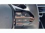 Peugeot 2008 1.2 HYBRID 145PK ALLURE AUTOMAAT / TOT 8 JAAR GARANTIE / NAVI / LEDER / CLIMA / LED / PDC / 17" LMV / KEYLESS / 360 CAMERA / CRUISECONTROL / 1E EIGENAAR / NIEUWSTAAT !!
