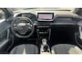 Peugeot 2008 1.2 HYBRID 145PK ALLURE AUTOMAAT / TOT 8 JAAR GARANTIE / NAVI / LEDER / CLIMA / LED / PDC / 17" LMV / KEYLESS / 360 CAMERA / CRUISECONTROL / 1E EIGENAAR / NIEUWSTAAT !!