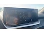Peugeot 2008 1.2 HYBRID 145PK ALLURE AUTOMAAT / TOT 8 JAAR GARANTIE / NAVI / LEDER / CLIMA / LED / PDC / 17" LMV / KEYLESS / 360 CAMERA / CRUISECONTROL / 1E EIGENAAR / NIEUWSTAAT !!