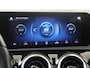 Mercedes-Benz A-klasse 180 Business Solution AMG Panoramadak / Nightpakket / Parkeercamera / Stoelverwarming /