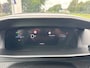 Peugeot 208 1.2 Hybrid 136 e-DCS6 GT Afneembare Trekhaak | Panorama Dak | Camera Voor + Achter | 17" Lichtmetaal | LED | Navigatie | Achteruitrijcamera | Afneembare Trekhaak | Apple Carplay/Android Auto|telefoonintegratie premium