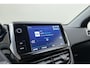Peugeot 2008 1.2 Turbo 110pk PureTech Blue Lion | Navigatie | Trekhaak | Airco | Apple Carplay/Android Auto | Bluetooth | Cruise control | DAB+ | Dakrails | Getinte ramen