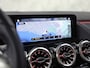 Mercedes-Benz GLA 200 AMG Sport 163Pk Automaat (PANORAMADAK, GROOT NAVI, SFEERVERLICHTING, CAMERA, SPORTSTOELEN, STOELVERWARMING, GETINT GLAS, NIEUWSTAAT)