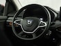 Dacia Sandero 1.0 TCe 100 Bi-Fuel Comfort (GROOT NAVI, CLIMATE, CAMERA, LM VELGEN, KEYLESS, SPORTSTOELEN, CRUISE, TREKHAAK, NIEUWSTAAT)