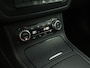 Mercedes-Benz B-klasse 180 Sport Automaat (PANORAMADAK, GROOT NAVI, CLIMATE, SPORTSTOELEN, LEDER, XENON, CRUISE, NIEUWE APK, NIEUWSTAAT)
