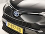 Toyota RAV4 2.5 Hybrid Energy 197Pk Automaat (BLACK PACK, NAVIGATIE, CAMERA, GETINT GLAS, SPORTSTOELEN, KEYLESS, ADAPTIVE CRUISE, NIEUWSTAAT)