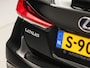 Lexus CT 200h Business Launch Edition Automaat (NAVIGATIE, CAMERA, ALCANTARA, SPORTSTOELEN, KEYLESS, ADAPTIVE CRUISE, NIEUWSTAAT)