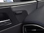 Jaguar XE 2.0 Portfolio 241Pk Automaat (NAVIGATIE, MERIDIAN AUDIO, LEDER, ELEK SPORTSTOELEN, LANE ASSIST, STUURWIEL VERWARMD, ZWART HEMEL, NIEUWSTAAT)
