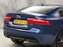Jaguar XE 2.0 Portfolio 241Pk Automaat (NAVIGATIE, MERIDIAN AUDIO, LEDER, ELEK SPORTSTOELEN, LANE ASSIST, STUURWIEL VERWARMD, ZWART HEMEL, NIEUWSTAAT)