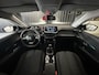 Peugeot 208 1.2 PureTech Allure Pack | Achteruitrijcamera | Stoelverwarming | Carplay | Cruise Control | LED Koplampen | LMV 16 |