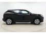 Peugeot e-2008 EV Active 50 kWh | Climate Control | Cruise Control | Apple Carplay & Android Auto | Keyless Start | Parkeersensoren achter