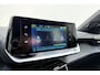Peugeot e-2008 EV Active 50 kWh | Climate Control | Cruise Control | Apple Carplay & Android Auto | Keyless Start | Parkeersensoren achter
