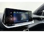 Peugeot e-2008 EV Active 50 kWh | Climate Control | Cruise Control | Apple Carplay & Android Auto | Keyless Start | Parkeersensoren achter