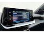 Peugeot e-2008 EV Active 50 kWh | Climate Control | Cruise Control | Apple Carplay & Android Auto | Keyless Start | Parkeersensoren achter