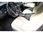 Volvo V60 2.4 D6 Twin Engine Momentum LEER TREKHAAK ELEC.MEMORYSTOEL STOELVERW. CRUISE CLIMA PDC 18''LMV DEALERONDH.