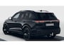 Volkswagen Tiguan 1.5 eHybrid 272PK DSG R-Line Edition / Resterende Fabrieksgarantie tot 1-10 2029 / Black Style / Trekhaak / Panoramadak / Harman Kardon / Head Up Display / 20'' LMV / VW