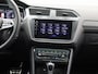 Volkswagen Tiguan Allspace 2.0 TSI 4Motion Highline 7p. | Automaat | Apple Carplay / Android Auto | Panoramadak | Head-up Display | Stoelverwarming / Stoelventilatie | Achteruitrijcamera | Parkeersensoren | Trekhaak |