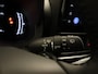 Toyota Yaris Cross 1.5 Hybrid 130 Dynamic - NIEUWE AUTO DIRECT UIT VOORRAAD LEVERBAAR - DODEHOEKDETECTIE - APPLE CARPLAY/ ANDROID AUTO - PARKEERSENSOREN VOOR/ACHTER - CLIMATE CONTROL - VOORRUITVERWARMING - STUURVERWARMING - STOELVERWARMING - ADAPTIEVE CRUISE CONTROL - CAMERA - DAB AUDIO