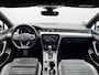 Volkswagen Passat Variant 1.4 TSI PHEV GTE | Camera | Sfeer | Carplay | Halfleder | Massage | Virtual | 1e eig.