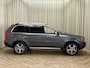 Volvo XC90 3.2 Sport 7-Persoons / Leder / Trekhaak / Memory / Navigatie / Cruise / ECC Clima / Org.NL!