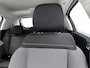 Citroën C3 Shine 110pk Automaat | Navigatie | Achteruitrijcamera | Climate Control | Cruise Control | Parkeersensoren | DAB+ radio | Apple Carplay / Android Auto | Bluetooth | Elektrisch inklapbare spiegels | Afwijkende dakkleur | Donker getint glas | Trekhaak | 17" lichtmetalen velgen |