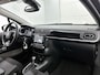 Citroën C3 Shine 110pk Automaat | Navigatie | Achteruitrijcamera | Climate Control | Cruise Control | Parkeersensoren | DAB+ radio | Apple Carplay / Android Auto | Bluetooth | Elektrisch inklapbare spiegels | Afwijkende dakkleur | Donker getint glas | Trekhaak | 17" lichtmetalen velgen |