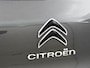 Citroën C3 Shine 110pk Automaat | Navigatie | Achteruitrijcamera | Climate Control | Cruise Control | Parkeersensoren | DAB+ radio | Apple Carplay / Android Auto | Bluetooth | Elektrisch inklapbare spiegels | Afwijkende dakkleur | Donker getint glas | Trekhaak | 17" lichtmetalen velgen |