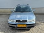 Skoda Octavia Combi 1.8 T Démarrage 1e eig,dealer o.h [ ecc,lmv,cruise,trekhaak ]