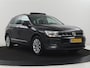 Volkswagen Tiguan 1.4 TSI Comfortline Business | Adapt. Cruise | Stoelverwarming | Navigatie | Pano.Dak |