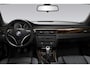 BMW 3-Serie Cabrio 320i High Executive | Sportstuur | Cruise control | Xenon | Memory | Stoelverwarming | Climate control | Lichtpakket | Radio Professional | PDC | Regensensor
