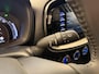 Toyota Aygo X 1.0 AUTOMAAT BI-TONE GARANTIE TOT 08-2032! . ACHTERUITRIJ CAMERA . SLECHTS 38.000 KM . APPLE CARPLAY & ANDRIOD AUTO