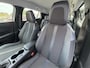 Peugeot 2008 1.2 Benzine 100 Pk. Allure * Navigatie * L.M. Velgen met Vierseizoenenbanden * Achteruitrij Camera * Vingerhoets; Vierde Generatie Eersteklas Service. Al meer dan 100 jaar een begrip in de Brabantse Kempen