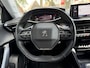 Peugeot 2008 1.2 Benzine 100 Pk. Allure * Navigatie * L.M. Velgen met Vierseizoenenbanden * Achteruitrij Camera * Vingerhoets; Vierde Generatie Eersteklas Service. Al meer dan 100 jaar een begrip in de Brabantse Kempen