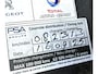Peugeot 2008 1.2 Benzine 100 Pk. Allure * Navigatie * L.M. Velgen met Vierseizoenenbanden * Achteruitrij Camera * Vingerhoets; Vierde Generatie Eersteklas Service. Al meer dan 100 jaar een begrip in de Brabantse Kempen